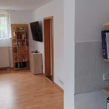 Gemuetliche Einliegerwohnung Ohne Kueche In Hoesbach-rottenberg شقة Hösbach