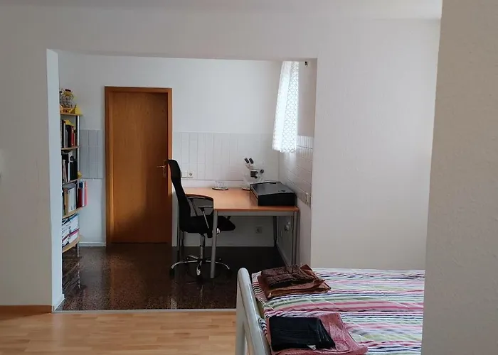 Gemuetliche Einliegerwohnung Ohne Kueche In Hoesbach-rottenberg شقة Hösbach